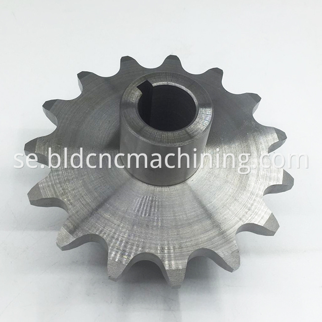 machining steel gear